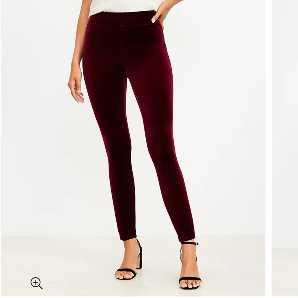 Side Zip Legging